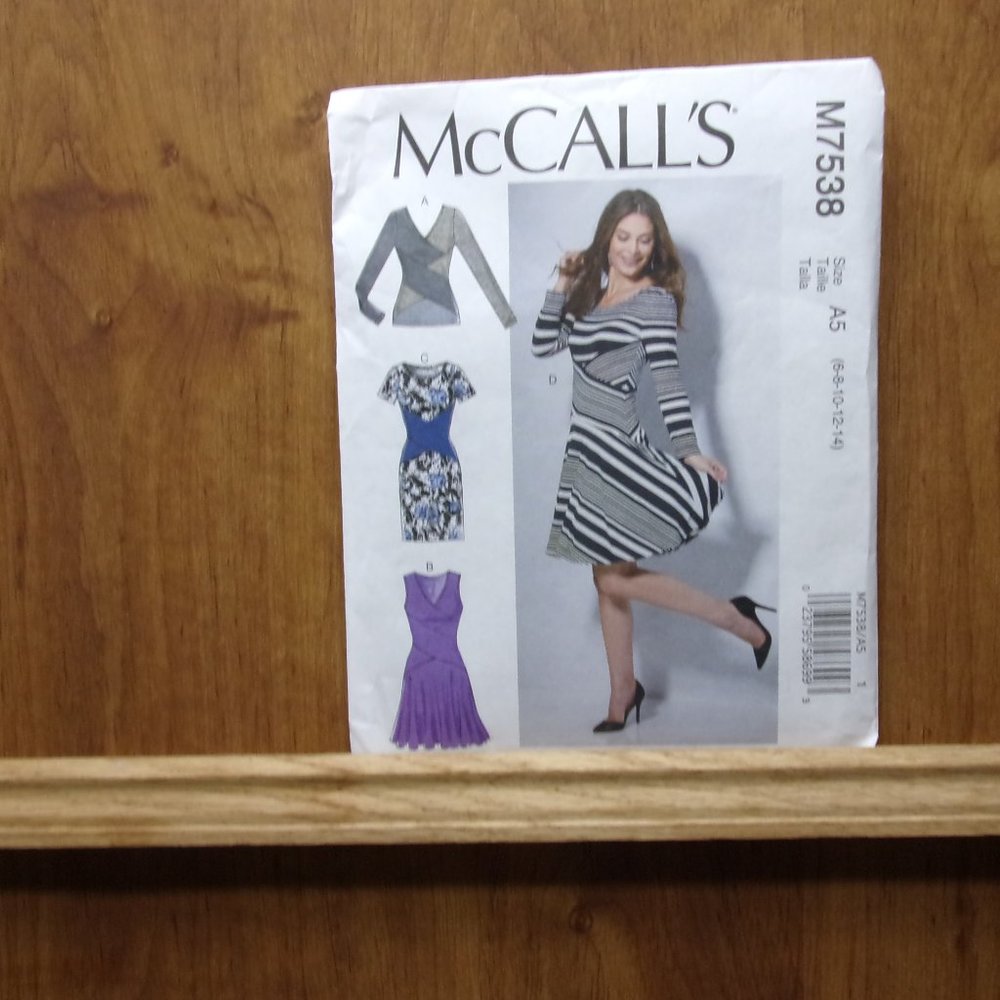 McCall's 7538 Dress Sewing Pattern